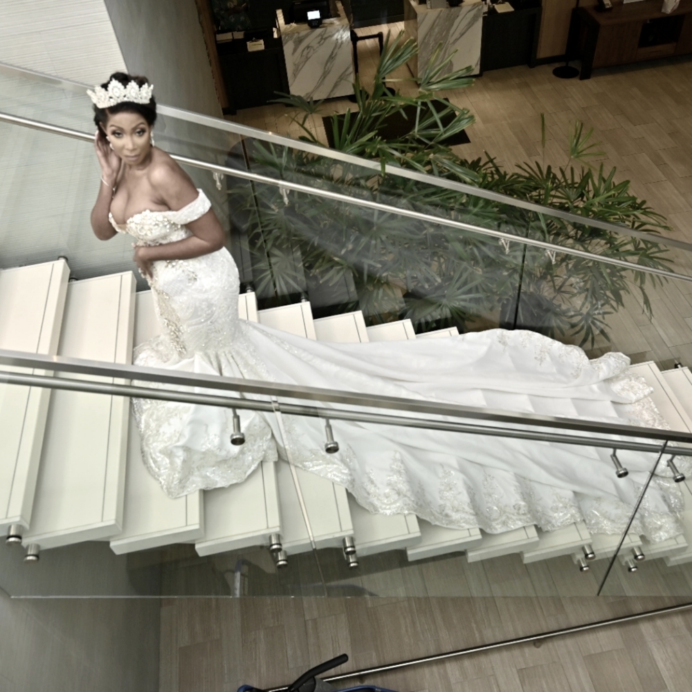 Wedding gown